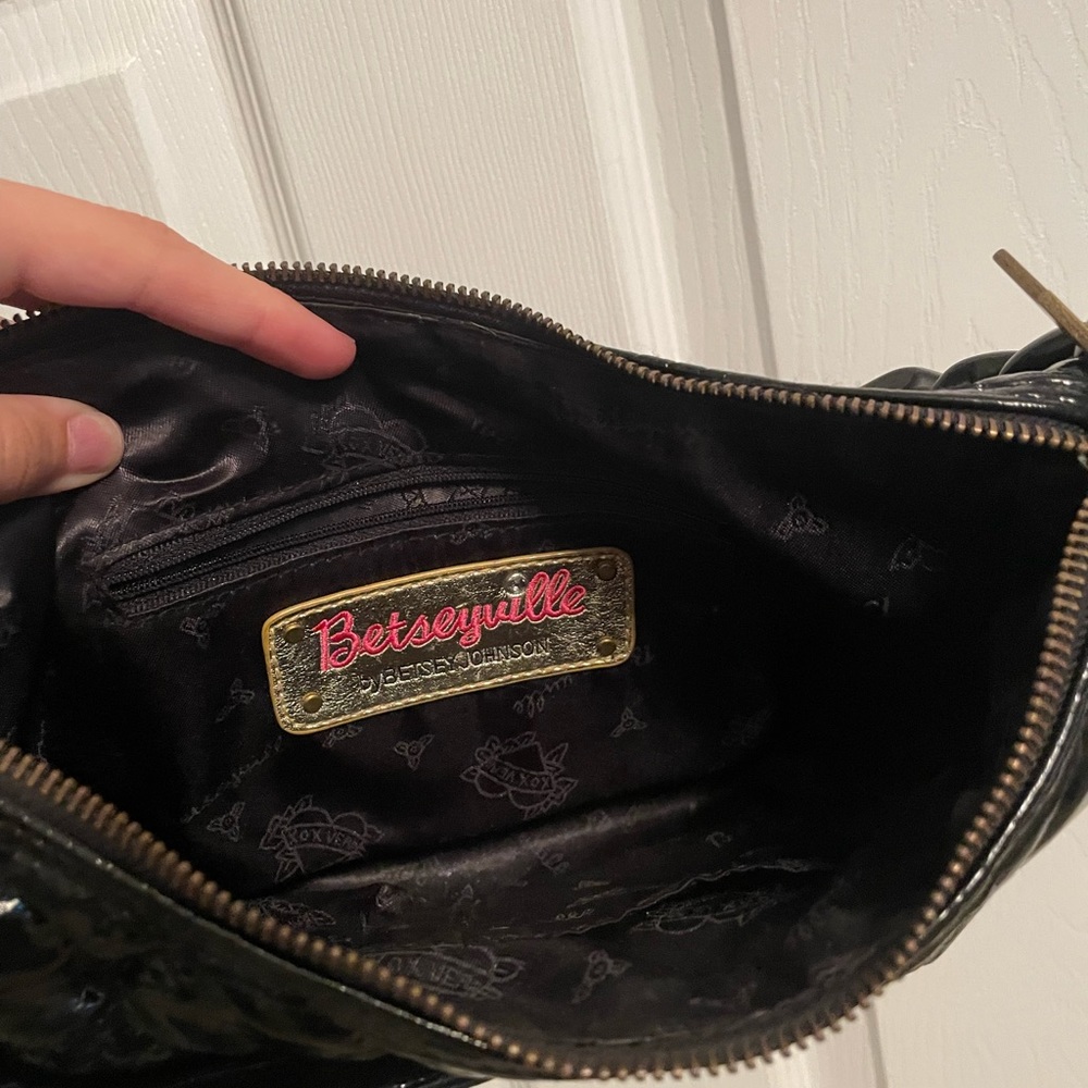 Betsey Johnson Purse - Picture 2 of 6